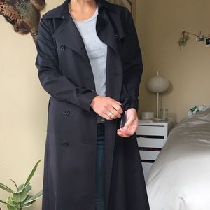 Black Silk-lined trench coat  size S/M